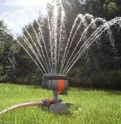 GARDENA - Zwenksproeier AquaZoom Compact - Tuinsproeier - 9 Tot 216 M² 29 GARDENA - Zwenksproeier AquaZoom Compact - Tuinsproeier - 9 Tot 216 M² -Tuinwinkel Voor Buitenartikelen 1168x1200