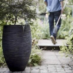 Capi Europe - Vaas Elegant Deluxe Rib NL - 45x72 - Zwart - Voor Binnen En Buiten - KBLR1138 -Tuinwinkel Voor Buitenartikelen 1200x1200 1102