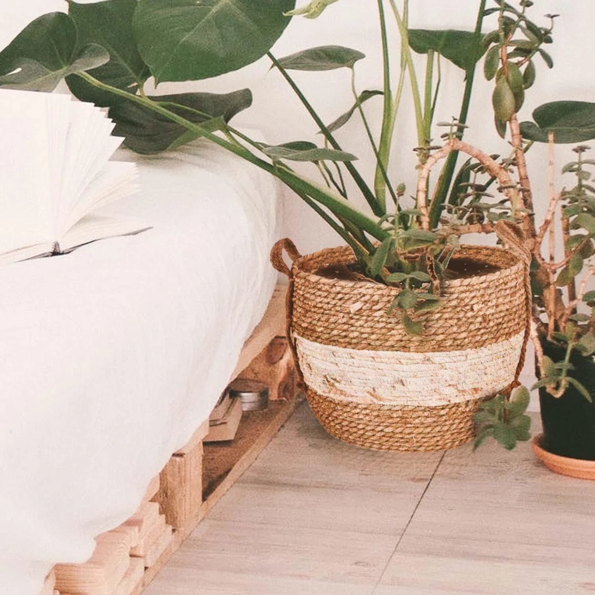 Merkloos Plantenmand 30x22cm Naturel Bruin – Multifunctionele Mand – Handgemaakt – Planten-houder – Planten Accessoires – Planten Mand 6 Merkloos Plantenmand 30x22cm Naturel Bruin – Multifunctionele Mand – Handgemaakt – Planten-houder – Planten Accessoires – Planten Mand - Afbeelding 6