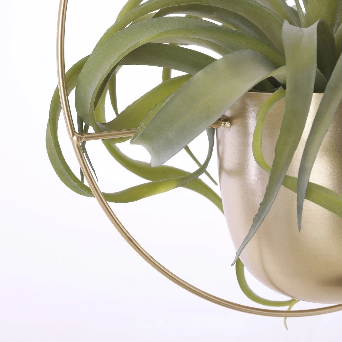 Mica Decorations Dexter Bloempot Wand - L34 X B14 X H34 Cm - Goud 2 Mica Decorations Dexter Bloempot Wand - L34 X B14 X H34 Cm - Goud - Afbeelding 2