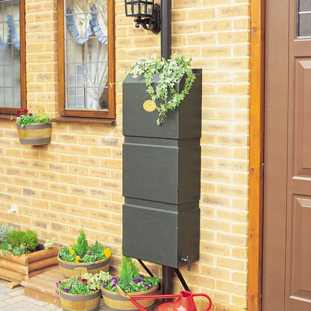 Prestige Regenton Grijs (waterton) 100L (incl. Kraantje En Aan De Wand/muur Te Bevestigen) 2 Prestige Regenton Grijs (waterton) 100L (incl. Kraantje En Aan De Wand/muur Te Bevestigen) - Afbeelding 2