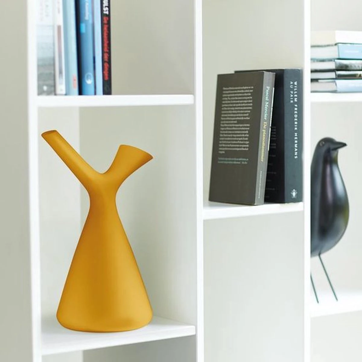 Elho Plunge Gieter 20 - Gieter Voor Binnenaccessoires - Ø 15.0 X H 29.5 Cm - Geel/Oker 3 Elho Plunge Gieter 20 - Gieter Voor Binnenaccessoires - Ø 15.0 X H 29.5 Cm - Geel/Oker - Afbeelding 3