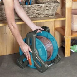 GARDENA Classic Slanghouder 50 - Geschikt Voor 50 M Ø13 Mm / 40 M Ø15 Mm / 30 M Ø19 Mm Slang -Tuinwinkel Voor Buitenartikelen 1200x1200 429