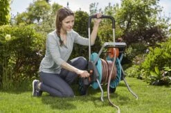 GARDENA - AquaRoll M CleverRoll Easy Slangenwagen - Maximaal 60 Meter - Inklapbare Zwengel -Tuinwinkel Voor Buitenartikelen 1200x799 12