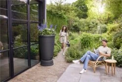 Elho Green Basics Regenton Plus 126 - Regenton Voor Kweken En Oogsten - Ø 70.5 X H 101.0 Cm - Zwart/Living Black 5 Elho Green Basics Regenton Plus 126 - Regenton Voor Kweken En Oogsten - Ø 70.5 X H 101.0 Cm - Zwart/Living Black -Tuinwinkel Voor Buitenartikelen 1200x800 100