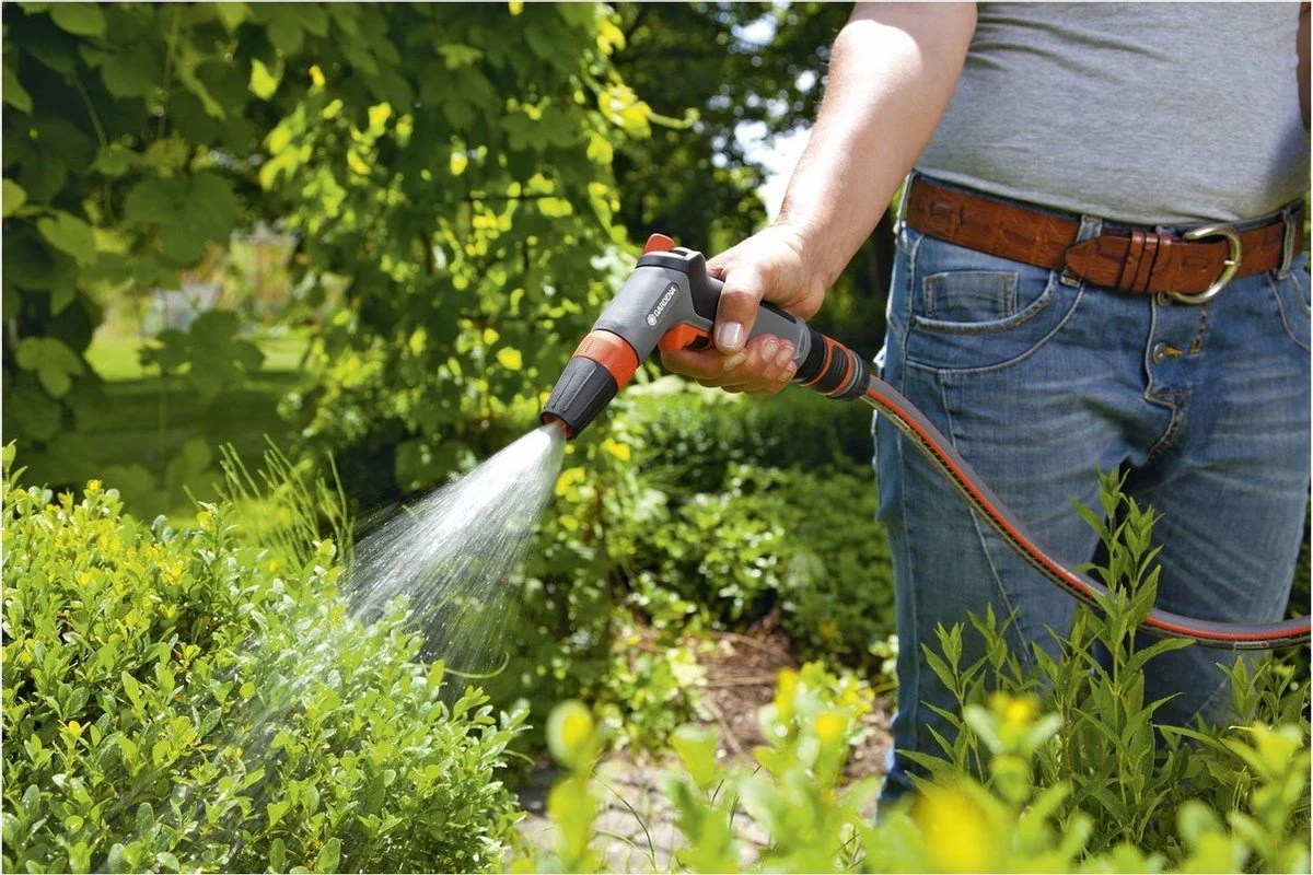 GARDENA - Classic Reinigingspistool - Spuitpistool - Traploos Instelbaar 3 GARDENA - Classic Reinigingspistool - Spuitpistool - Traploos Instelbaar - Afbeelding 3