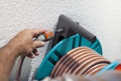 GARDENA - Wandslanghouder 60 Met Slanggeleider - Slanghouder - Maximale Capaciteit 60 Meter 20 GARDENA - Wandslanghouder 60 Met Slanggeleider - Slanghouder - Maximale Capaciteit 60 Meter -Tuinwinkel Voor Buitenartikelen 1200x800 80