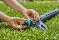 GARDENA - Zwenksproeier AquaZoom S - Tuinsproeier - 9 Tot 150 M² -Tuinwinkel Voor Buitenartikelen 1200x829