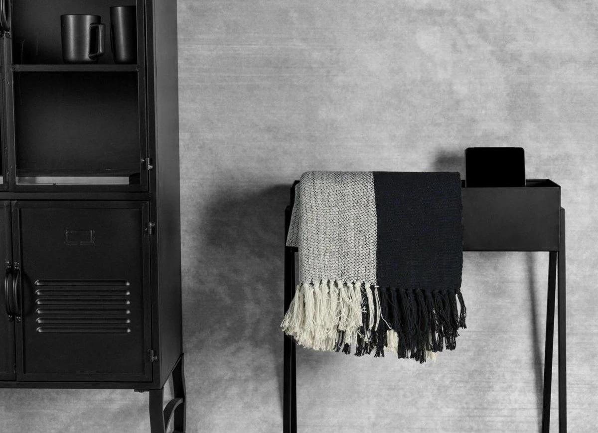 Gusta - Plantenbak - Zwart - 58x18x63cm 4 Gusta - Plantenbak - Zwart - 58x18x63cm - Afbeelding 4