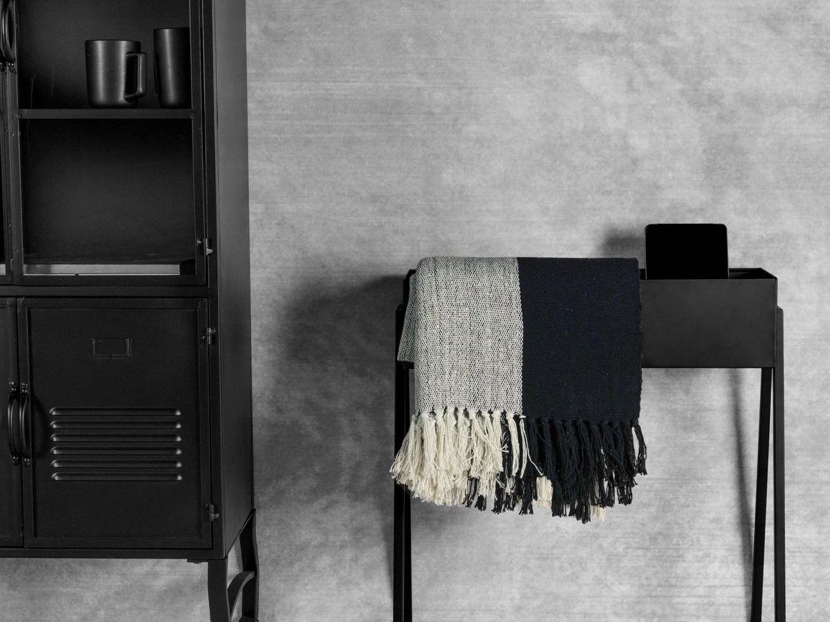 Gusta - Plantenbak - Zwart - 58x18x63cm 5 Gusta - Plantenbak - Zwart - 58x18x63cm - Afbeelding 5