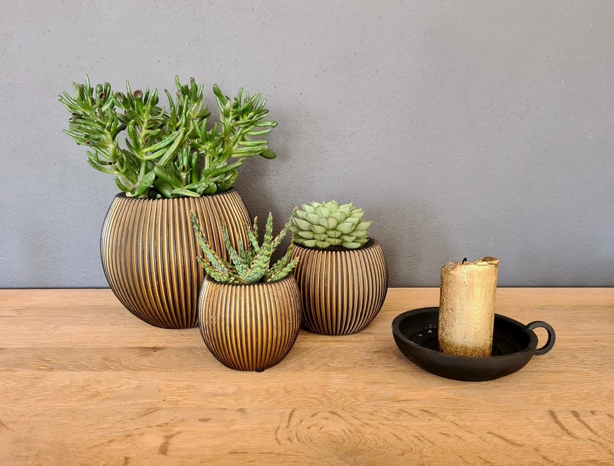 Capi Europe - Set Van 3 - Bloempot Binnen - Groove - - Goud - Bloempot Voor Binnen - BOX-BGVGB-3 3 Capi Europe - Set Van 3 - Bloempot Binnen - Groove - - Goud - Bloempot Voor Binnen - BOX-BGVGB-3 - Afbeelding 3