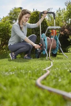 GARDENA - AquaRoll M CleverRoll Easy Slangenwagen - Maximaal 60 Meter - Inklapbare Zwengel -Tuinwinkel Voor Buitenartikelen 799x1200 15