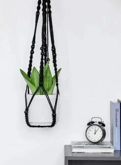 4 Stuks Luxe Macrame Plantenhangers - Boho Handgeweven Katoen Hangpot Voor Binnen/Buiten - Hangende Bloempot Met Kralen - Macramé Touw/Koord Hangplant Houder - Bohemian Wandhanger Decoratie - Plant Hanger - Verticale Tuin Bloempothouder Planthanger 10 4 Stuks Luxe Macrame Plantenhangers - Boho Handgeweven Katoen Hangpot Voor Binnen/Buiten - Hangende Bloempot Met Kralen - Macramé Touw/Koord Hangplant Houder - Bohemian Wandhanger Decoratie - Plant Hanger - Verticale Tuin Bloempothouder Planthanger -Tuinwinkel Voor Buitenartikelen 880x1200 2