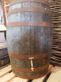 Houten Regenton Met Waterkraan - 190 Liter -Tuinwinkel Voor Buitenartikelen 899x1200 1